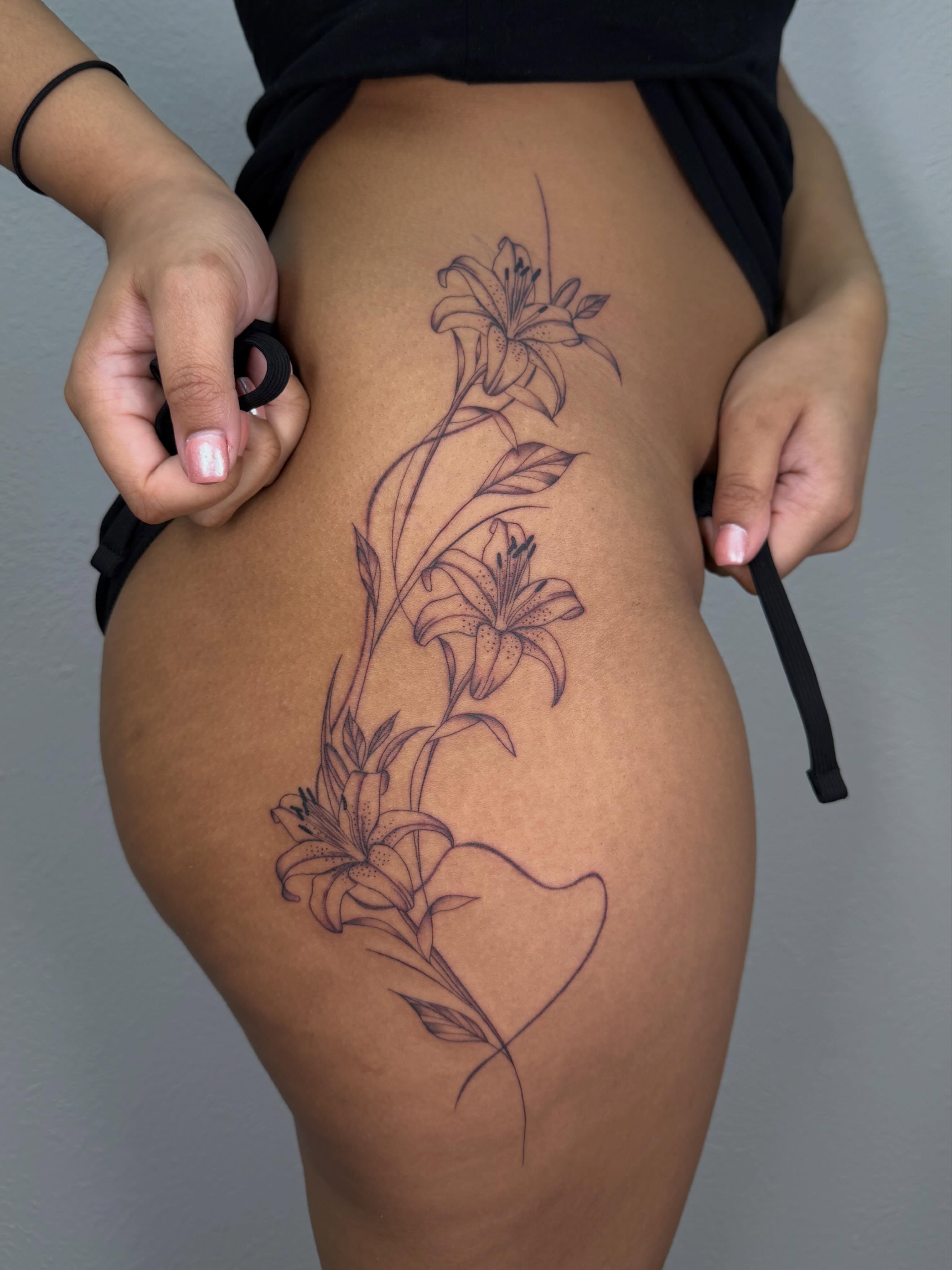 Florals artwork by Daisy Cano