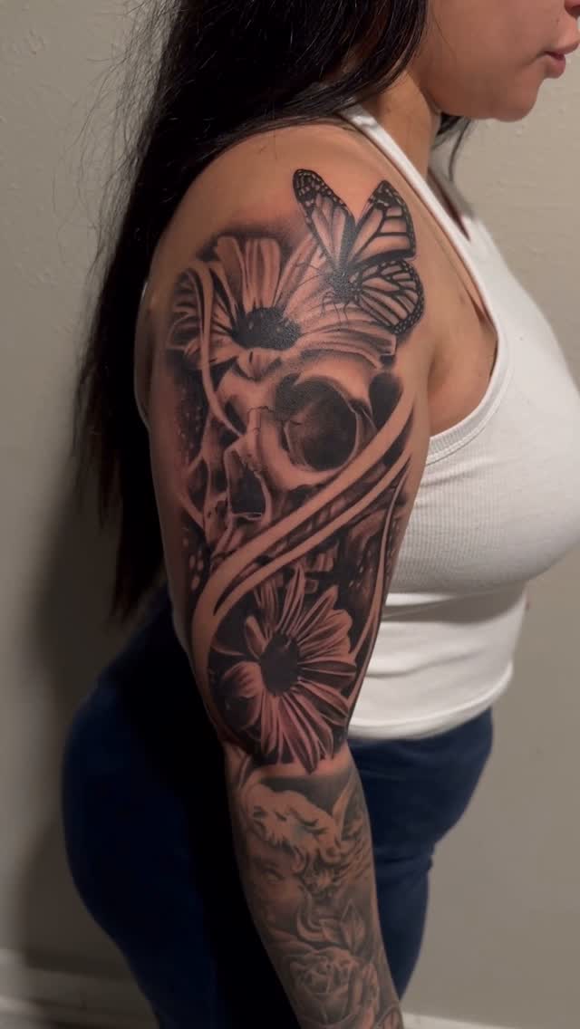 Black & grey work by Jose Rangel