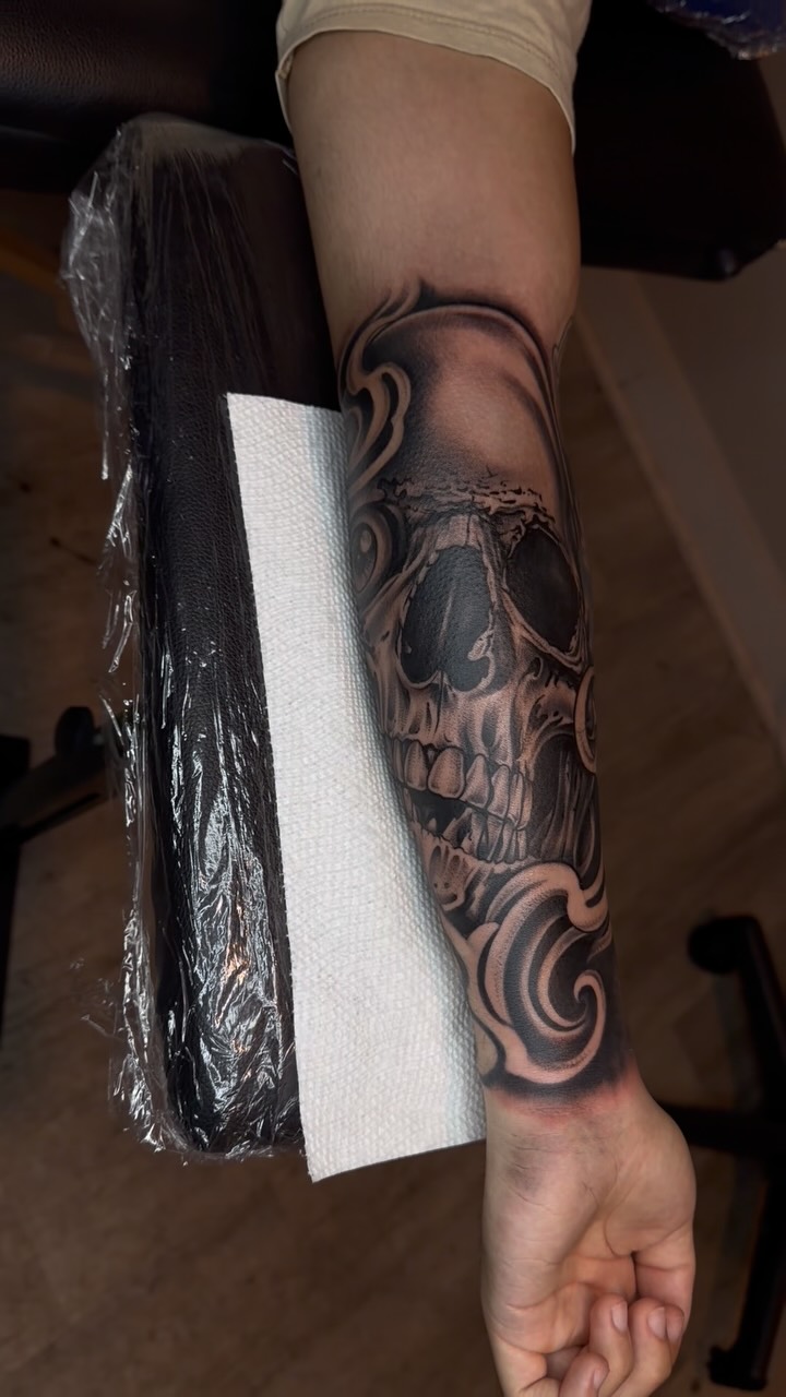 Black & grey artwork by Jose Rangel
