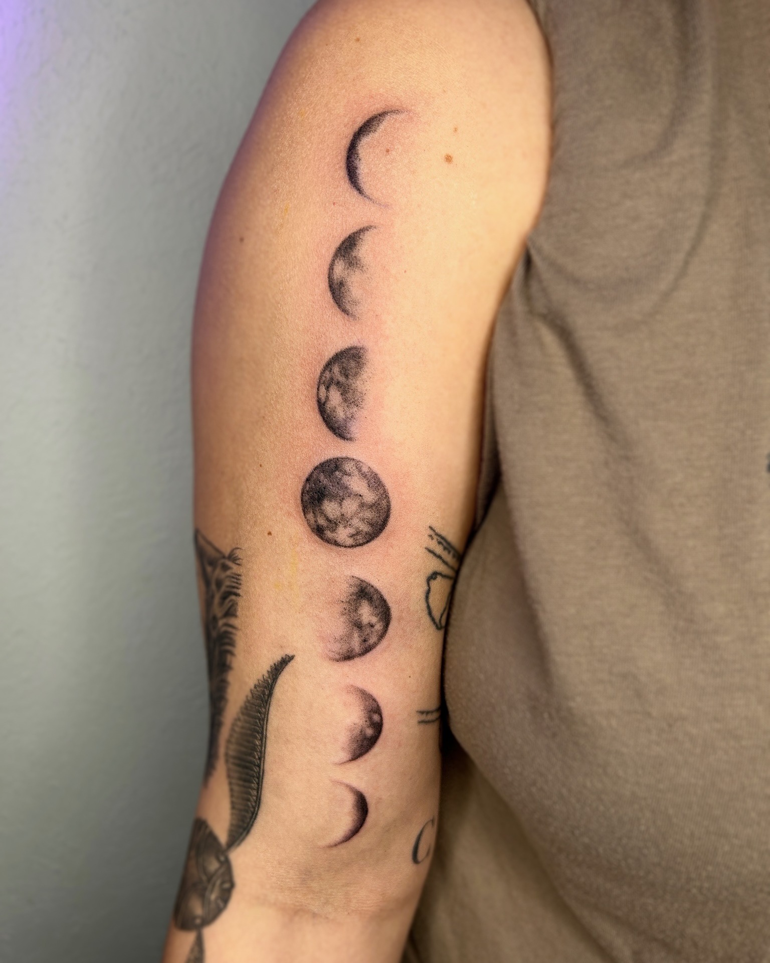 Illustrative artwork by Lorie Gamez