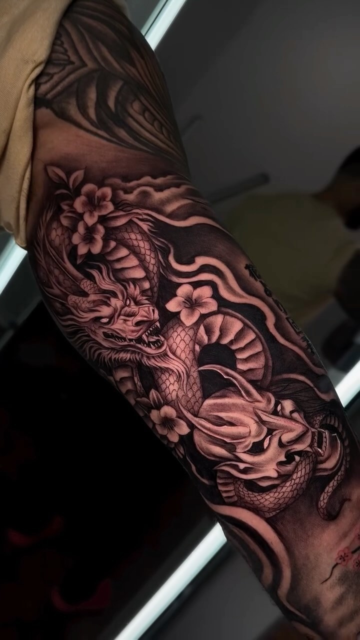 Black & grey artwork by Luis Cano