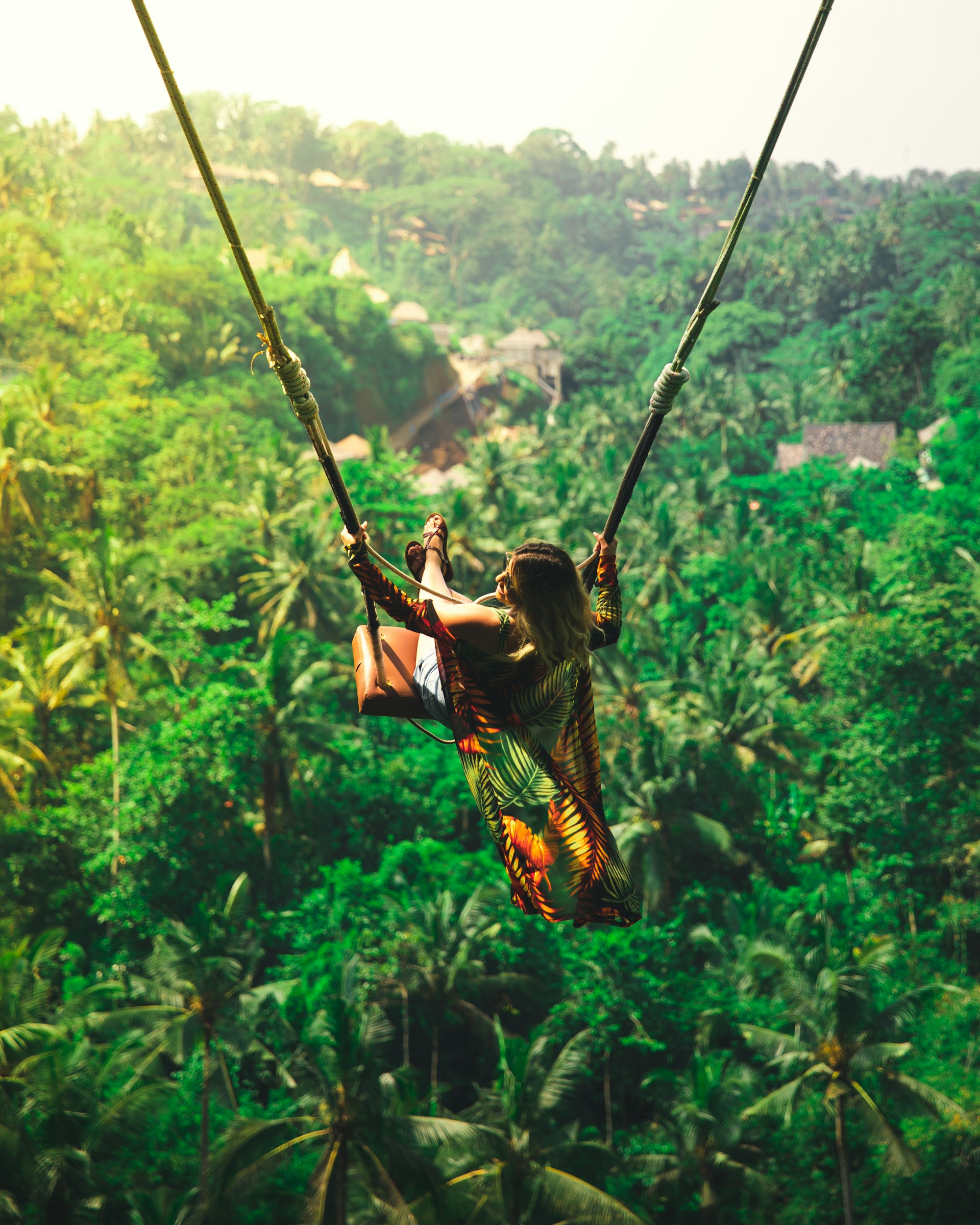 ATV jungle track dengan rider