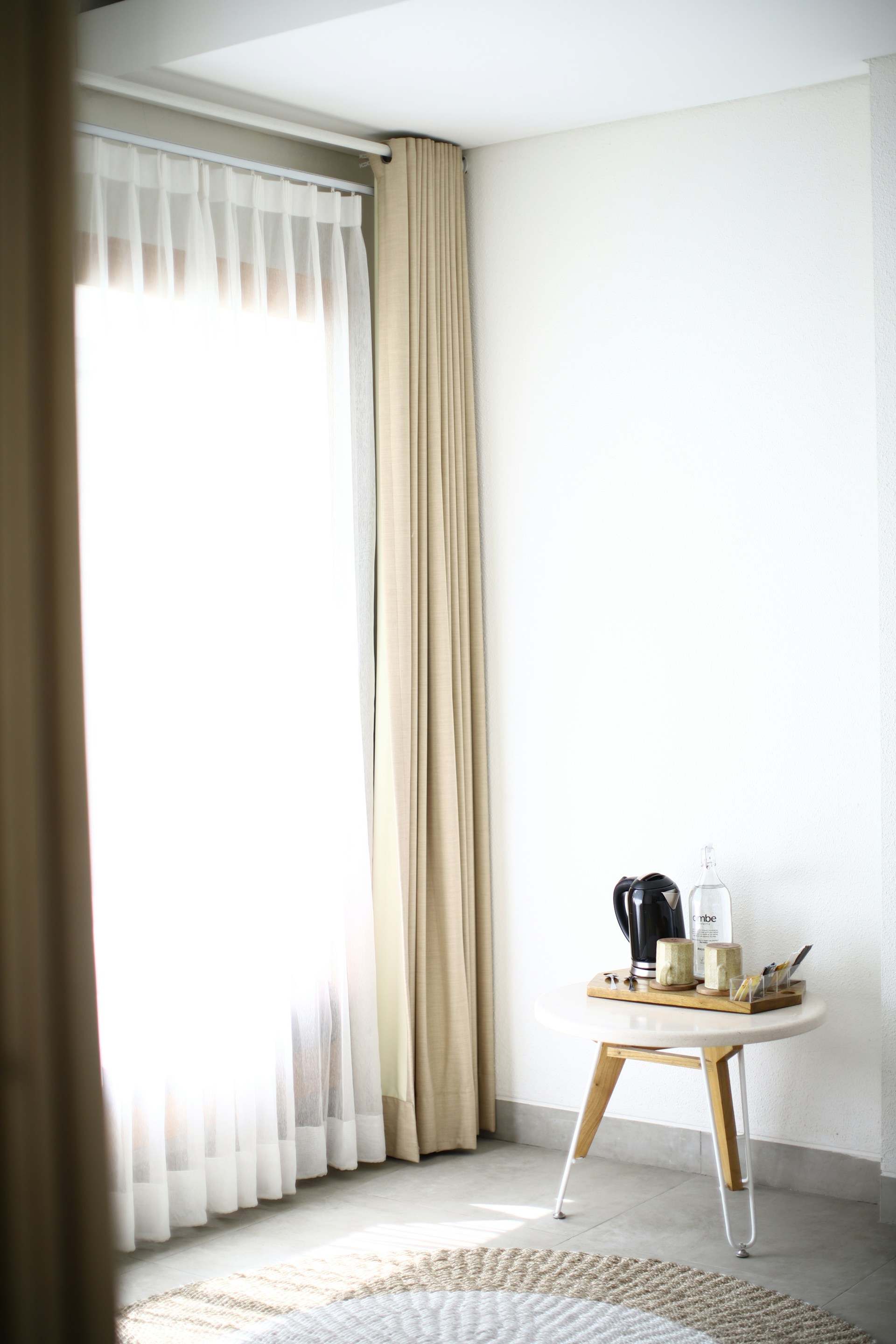 Modern bedroom curtains