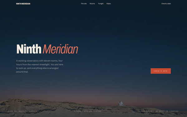 Animated Photographic Landing Page: Scroll-Opened Image Frames and a Circular Iris Reveal